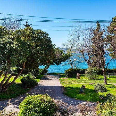 דירות זאדאר Kolovare Garden Oasis - First Row By Sea מראה חיצוני תמונה