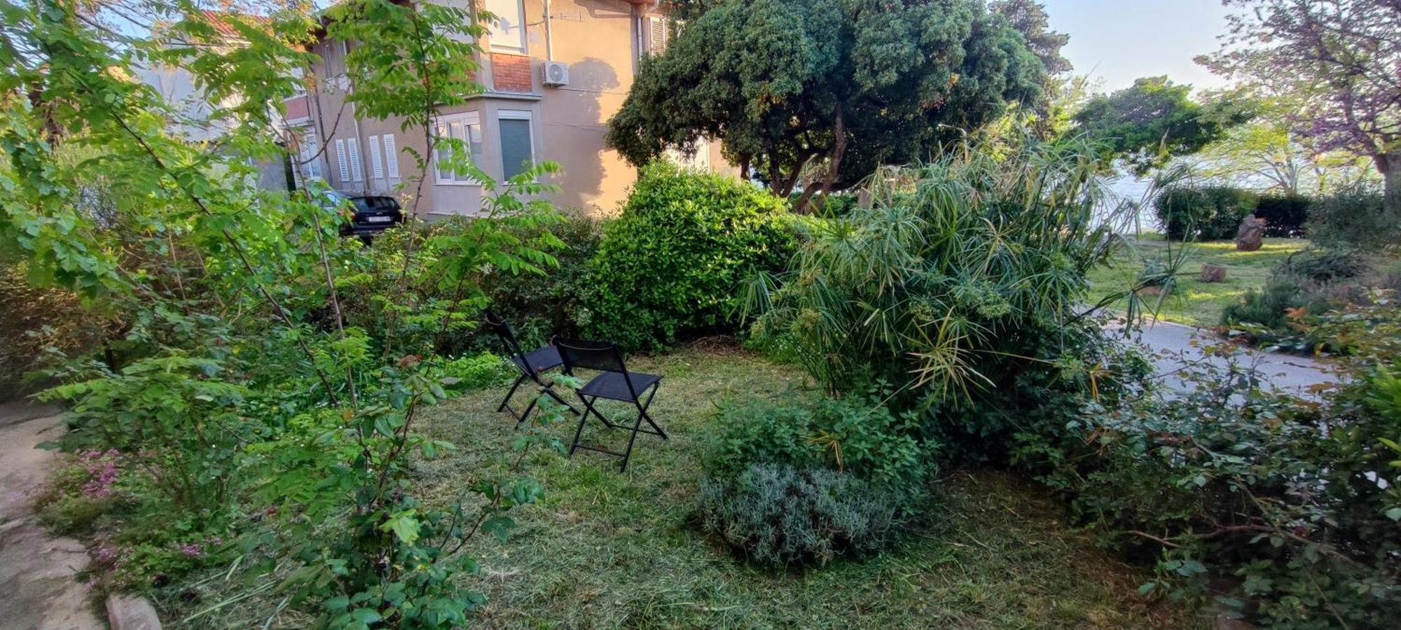 דירות זאדאר Kolovare Garden Oasis - First Row By Sea מראה חיצוני תמונה